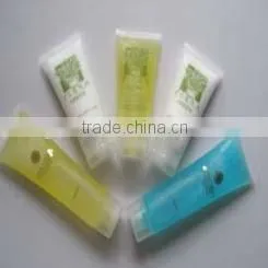 Hotel using shampoo single bottled