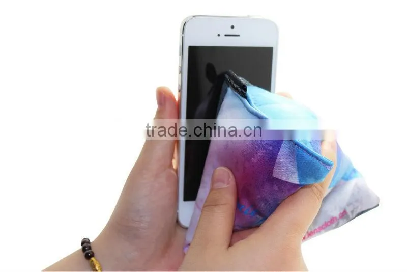 Best way for premiums & promotional phone holder
