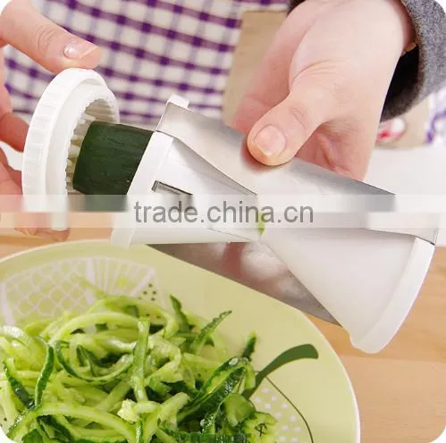As seen on TV Kitchen Gadgets Creative Spiral Vegetable Slicer Fruit Carrot Shred Screw tools Julienne Cutter