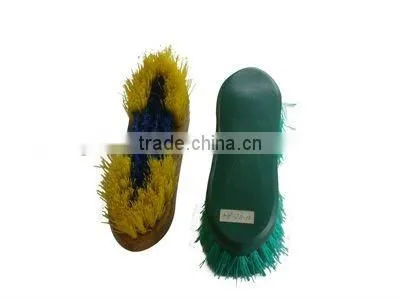 oval plastic TPR horse grooming brush