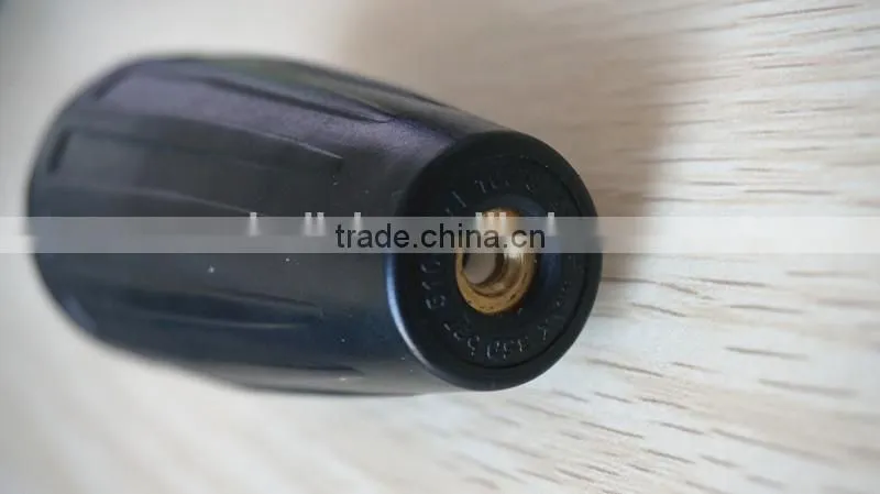 360 degree spray cleaning nozzle