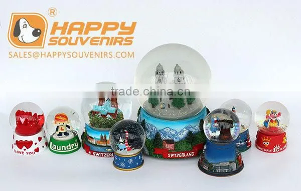 High Quality Resin European White Snow Globe