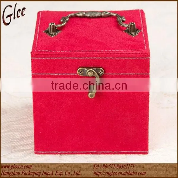 Vogue custom velvet cloth jewelry box/case