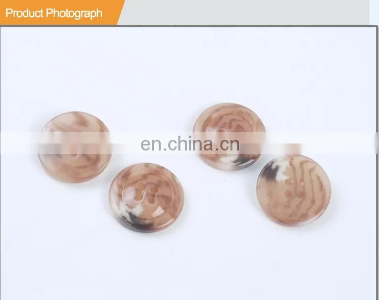 High Quality Fancy 4 holes Plastic Resin Button for Coats BP40548