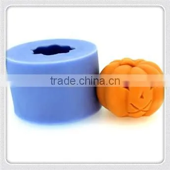 R0374 skull halloween silicone soap mold