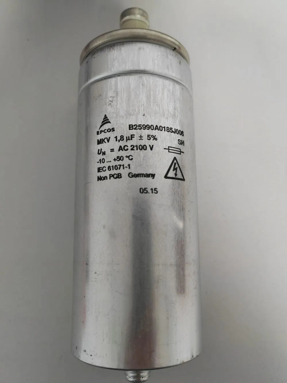Capacitor-11