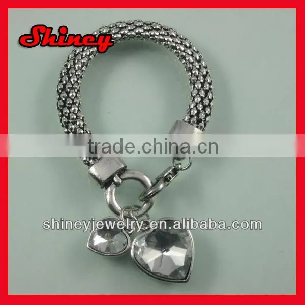 yiwu fashion bracelet with heart,charm bracelet