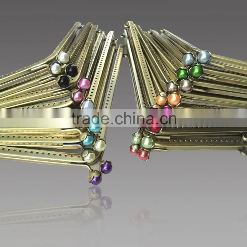 21*12CM colourful diamond kiss lock phone case frame sew in triangle purse frame for phone