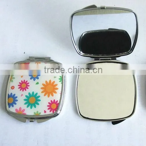 metal compact mirror