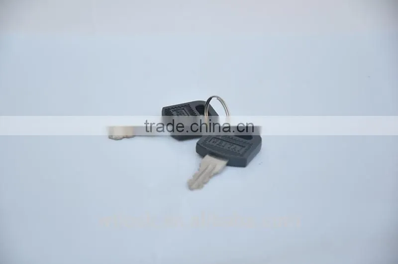 Stainless steel cover blade cam lock