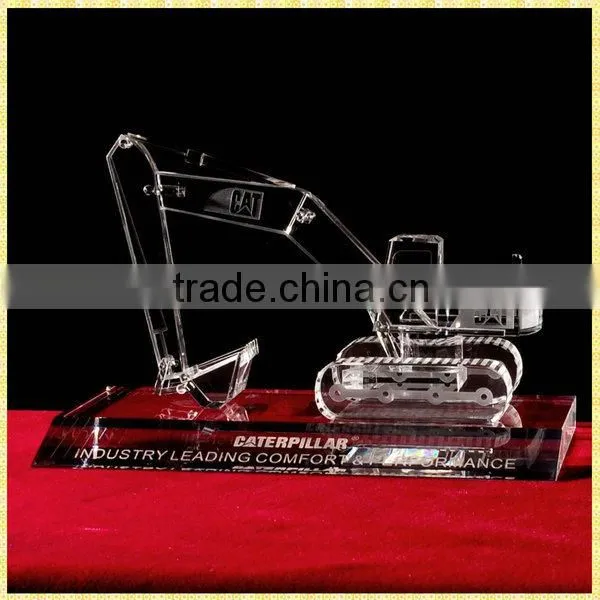 Handmade Engraved Crystal Oil Tanker Model For Business Annual Souvenirs
