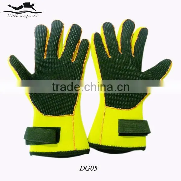 Good quality Web fingered barely neoprenr diving gloves