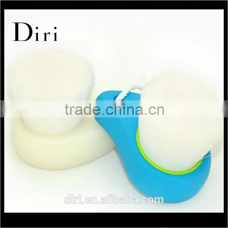 Factory price safe liquid plastic handle paint make up brush cleaner