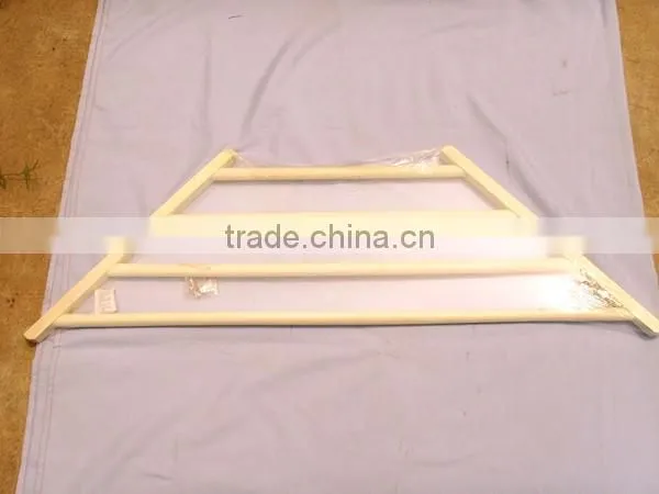 Lowest price woooden corner hanger