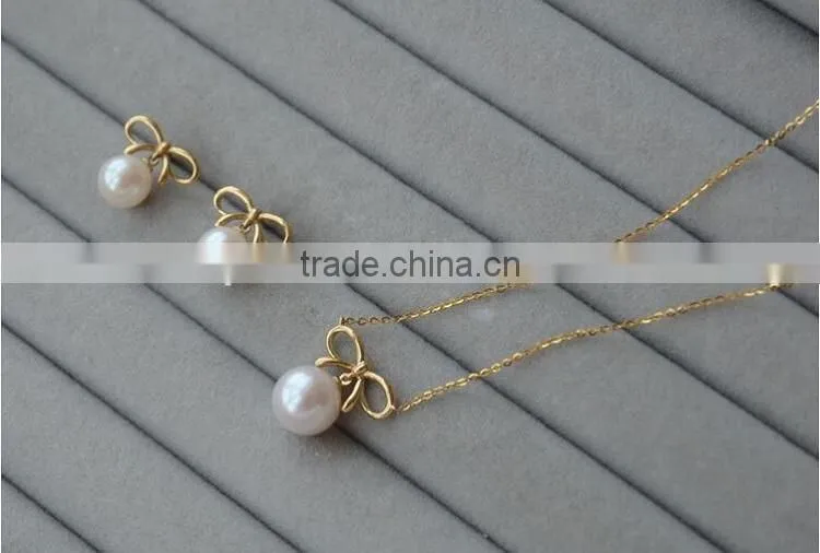 8-9 mm white freshwater pearl necklace and earring sets