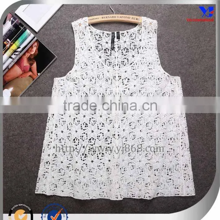 White lace Sexy design beautiful lady crochet blouse