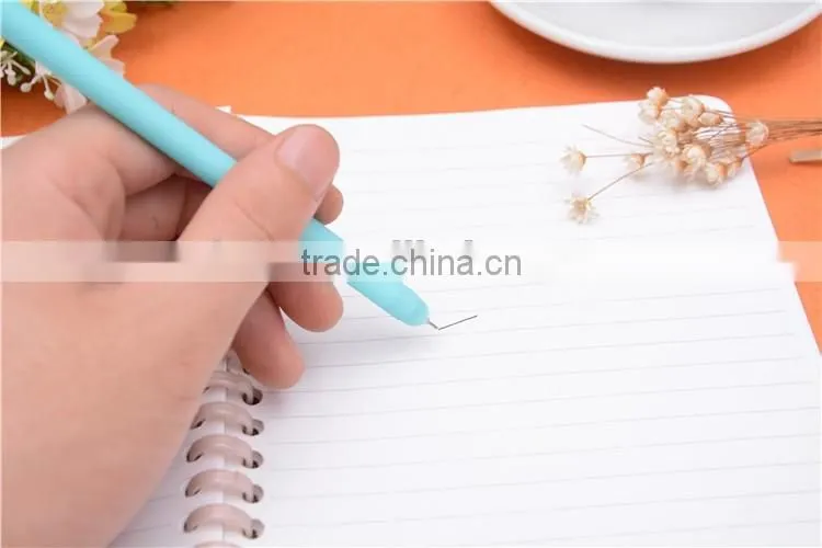 Multicolor plastice ballpoint ball 0.5mm black student ballpoint pen