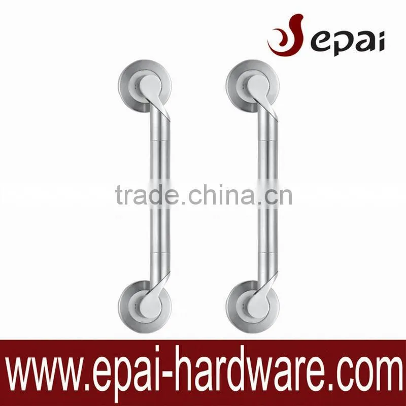 LuxiouRs type door handle