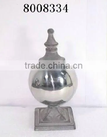 8008334-Globe centerpiece metal finial table decoration