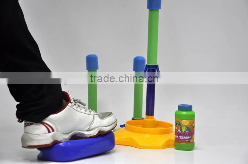 Fun pop-up rocket with bubbles plastic toys