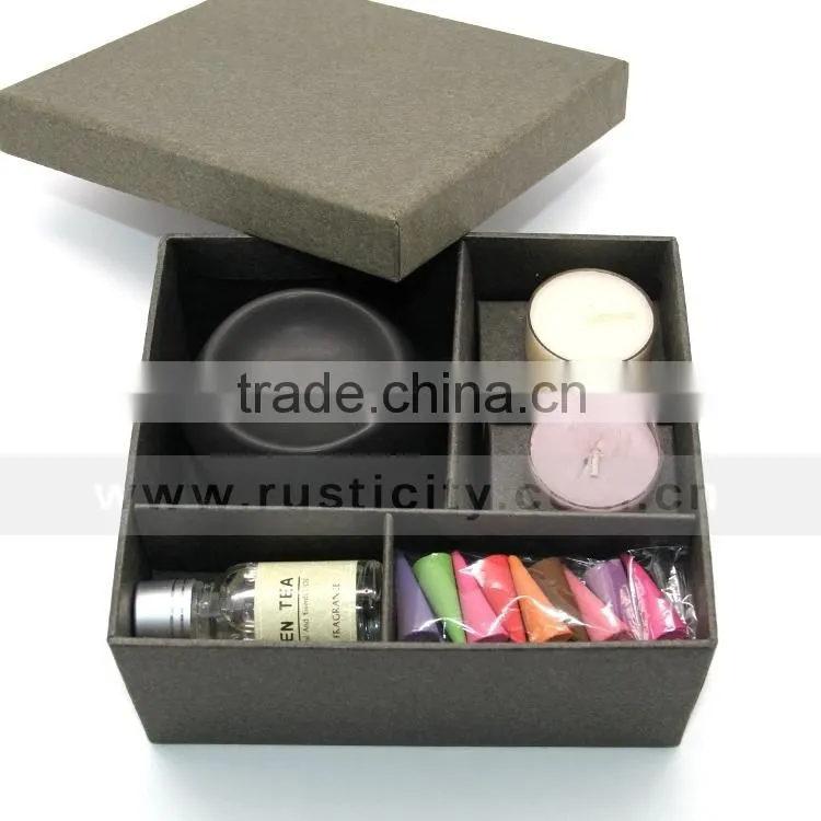 Holiday ceramic oil burner with scented candls
