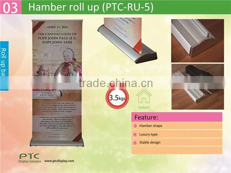 Retractable banner stand