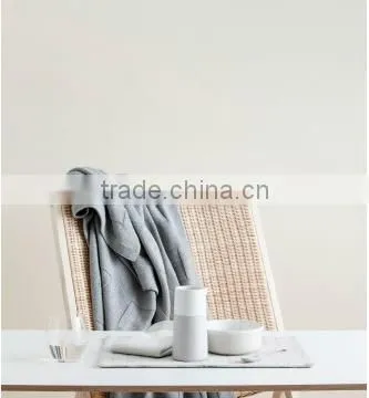 Serien Throw-Grey Marle