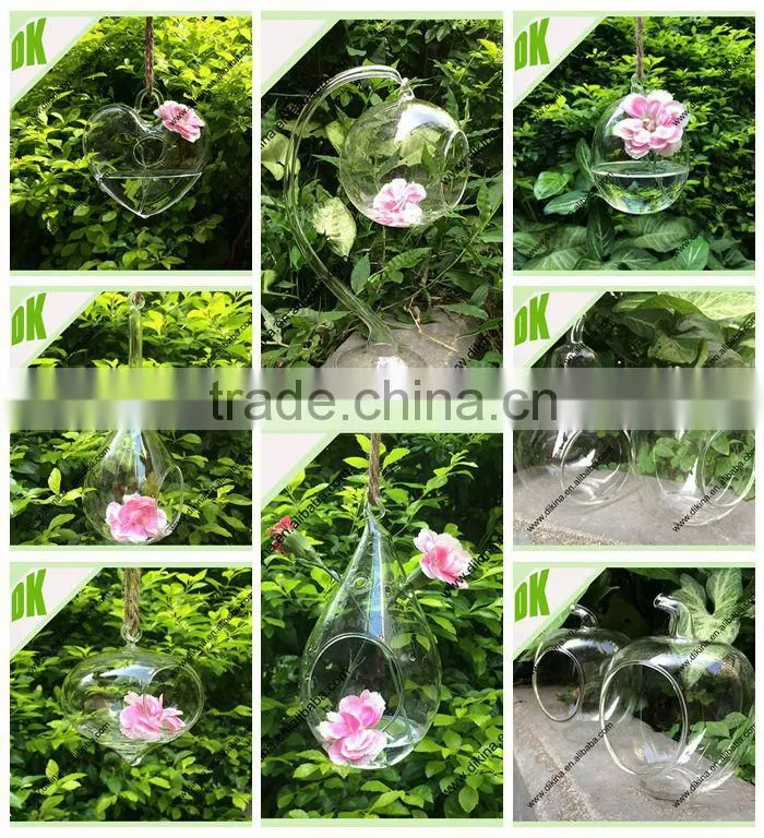 International customers are highly welcome ^-^ sweet little terrarium pod // mini glass candle jars with wooden lids