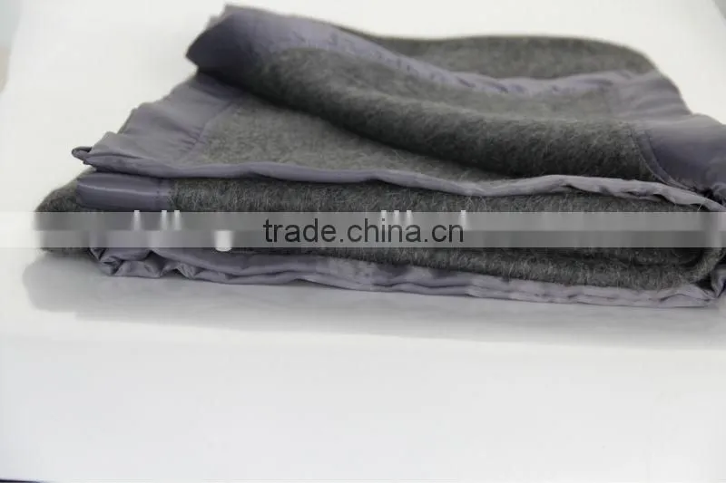 cheap wool cable blankets/bed throws