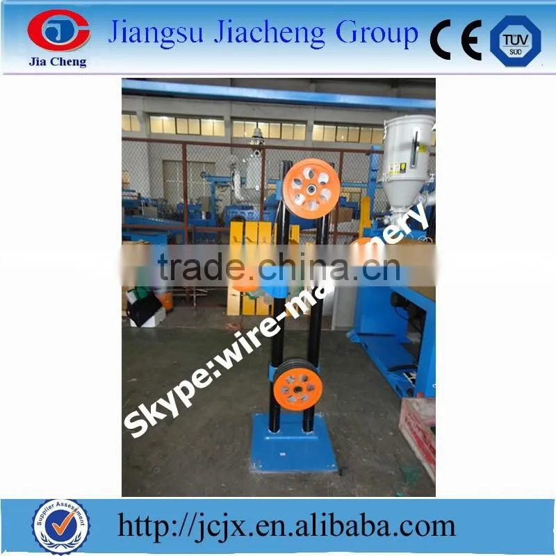 PVC wire extruding machine