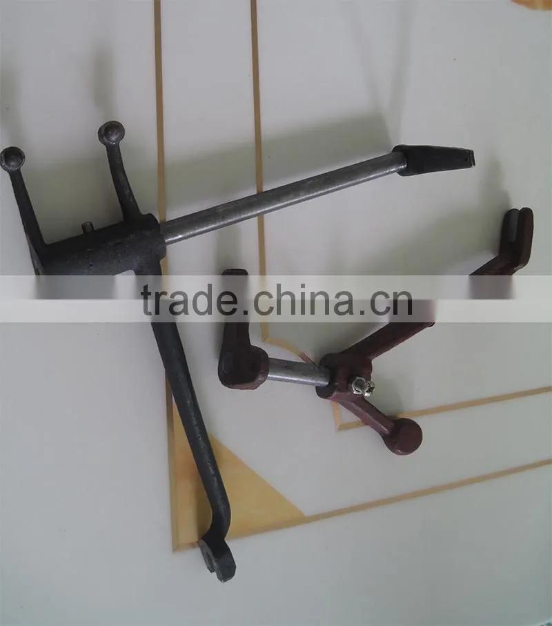 Speed governor fork for agriculture tractor diesel engine