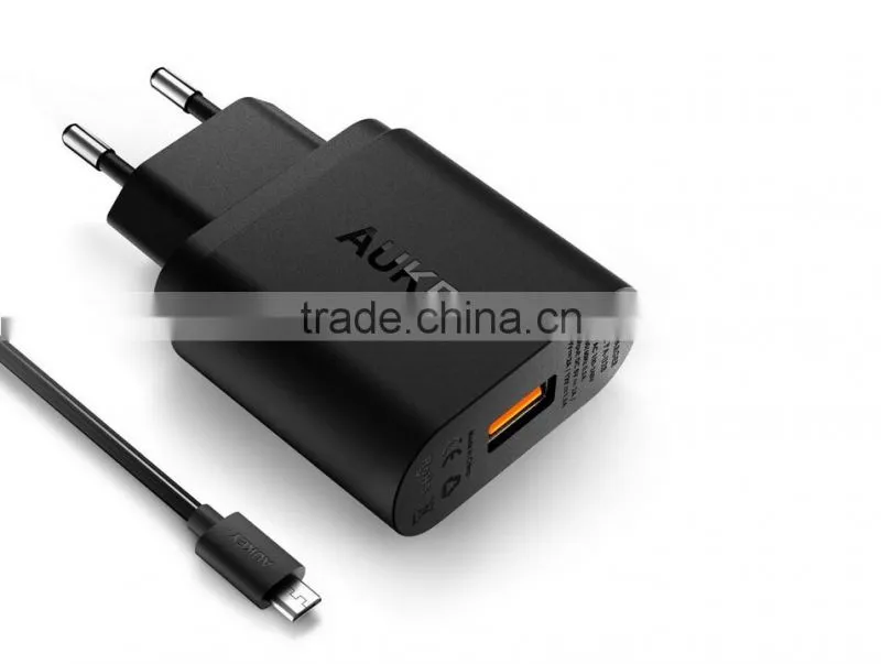VOXLINK fast charging 40W 5V 8A Quick charge 3.0 + usb type c charger adapter with 4 usb ports(US/UK/EU optional))