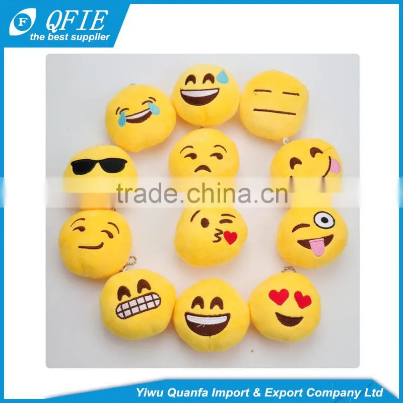 High quality 3cm 4.5cm rubber soft smile flexible face doll toy for coin operated machine