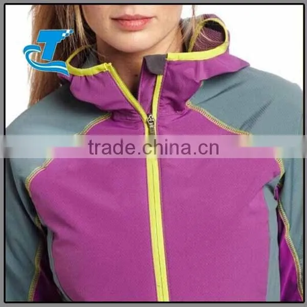 Sports Style Women Hiking Softshell Jacket
