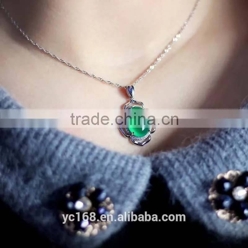 Yiwu Factory Jewelry Pendant Necklaces Type Jade Jewelry Emerald Beads Necklace