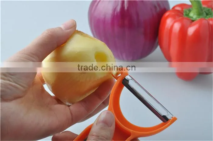 2015 Best Selling Supplier Julienne Peeler With Rubber Handle