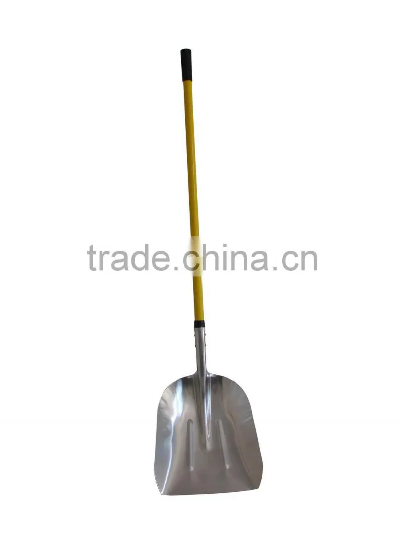 14" Aluminum Snow Shovel with Fibreglass Handle