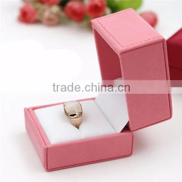 Decorative design wholesale velvet insert mini ring gift box