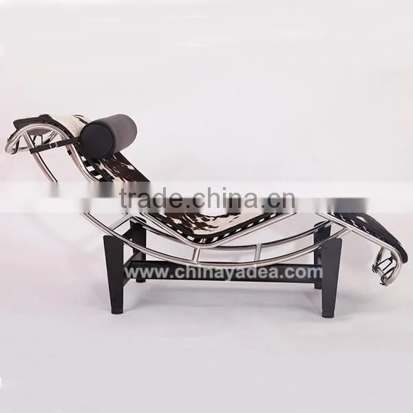 Home furniture LC4 corbusier lounge chair in living room