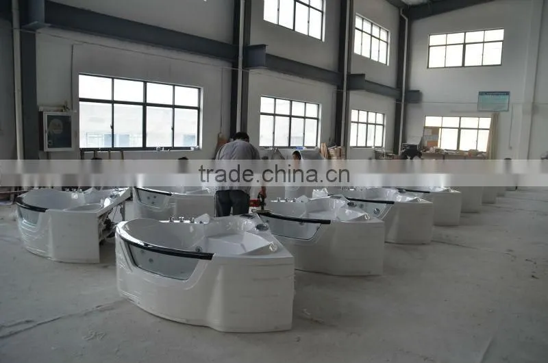 Jet Whirlpool Bathtub with TV 1850*1230*620mm
