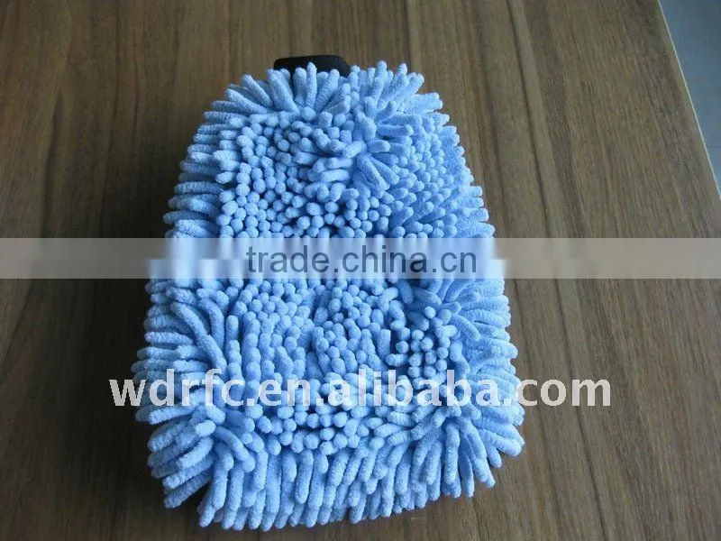Hand glove