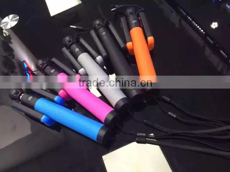 Top selling Factory price wholesale 2015 Foldable cable selfie stick