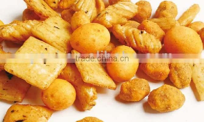 Nori Rice Crackers and Coated Peanuts Mix