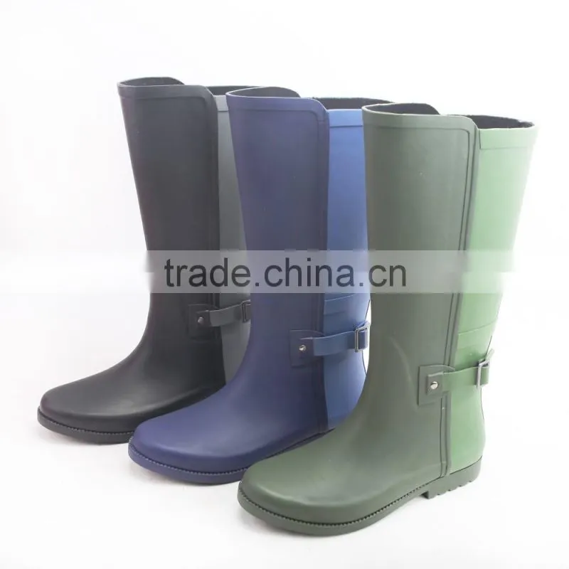 2017 women rubber rain boots with good shape