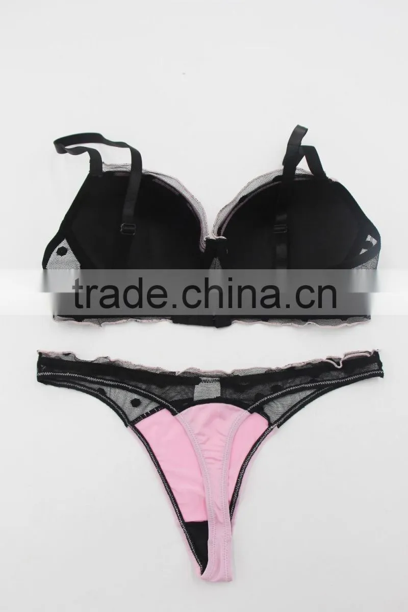 Sexy women bikini set with black lace Pink Ladies bra set underwear