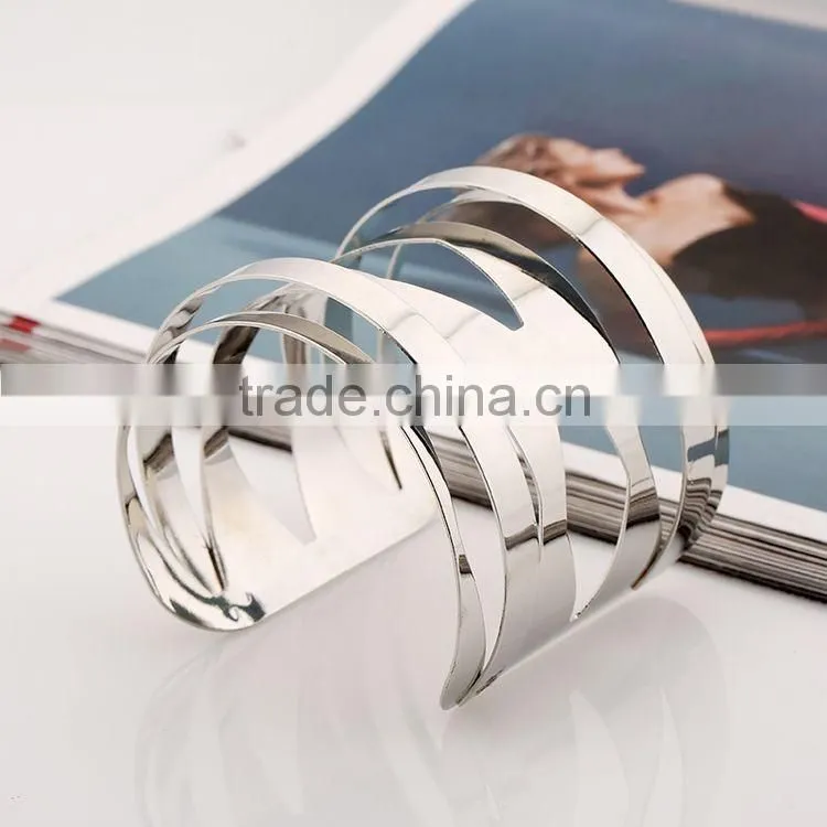 Simple Alloy Silver/Gold Plated Geometric Female Personality Metal Bangles