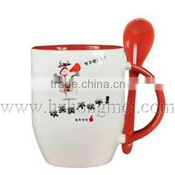 DIY 2015 New Hot Selling Plain Ceramic Color beside Mug with Spoon