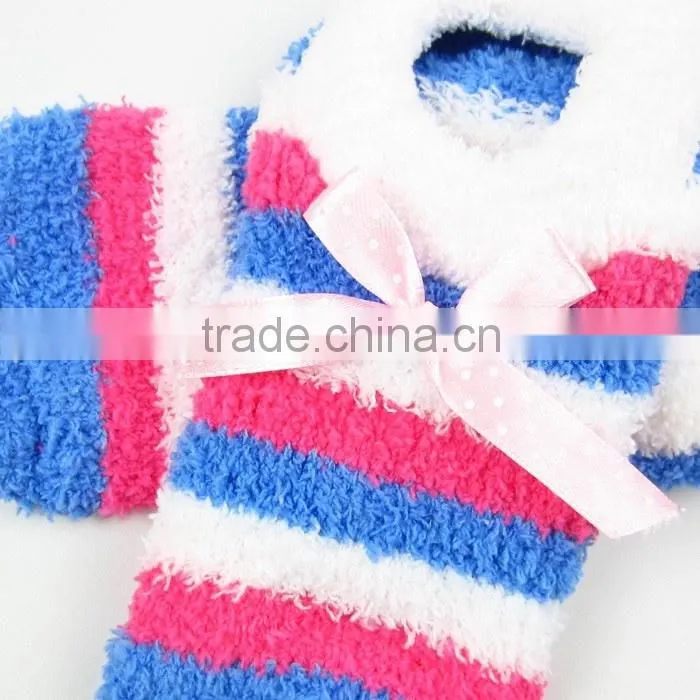 Wholesale anti slip indoor women microfiber socks