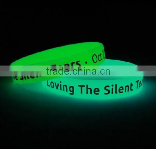glow in dark wristbands