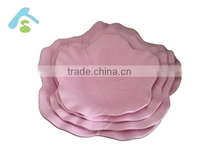 High quality flower shaped melamine plate set in assorted color